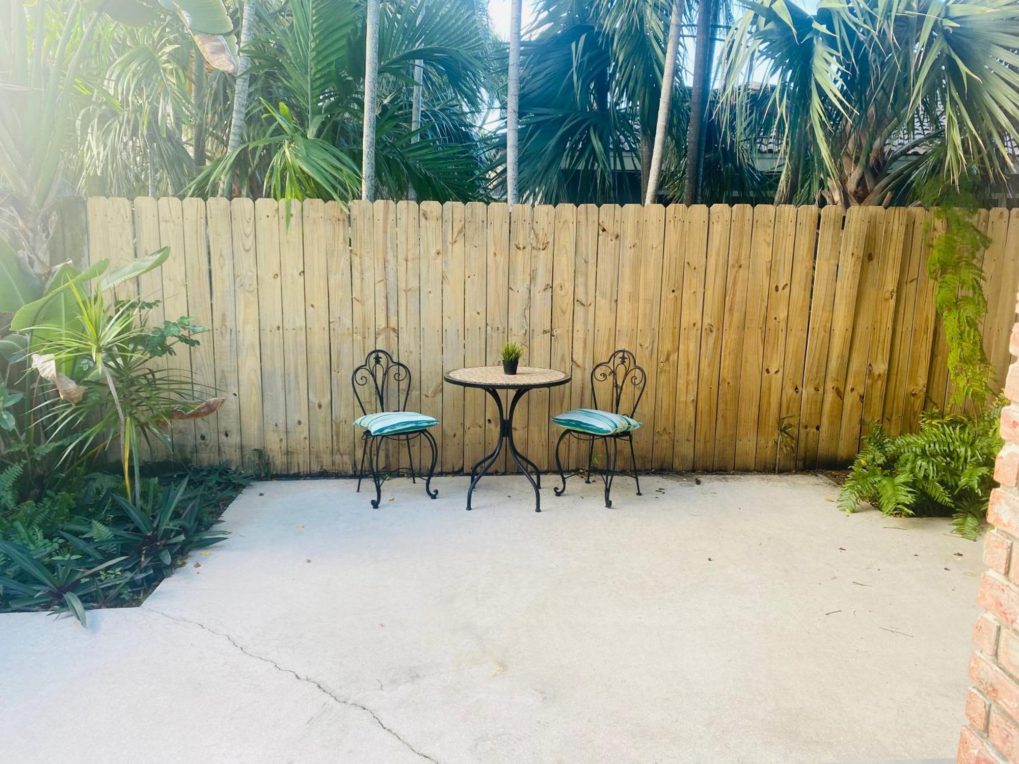 One Bedroom Apt With Private Patio Near Fort Lauderdale Beach Eksteriør bilde